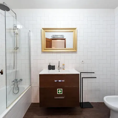 New! The Porto Wine Cellars Penthouse Appartamento *