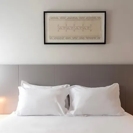 New! The Porto Wine Cellars Penthouse 加亚新城