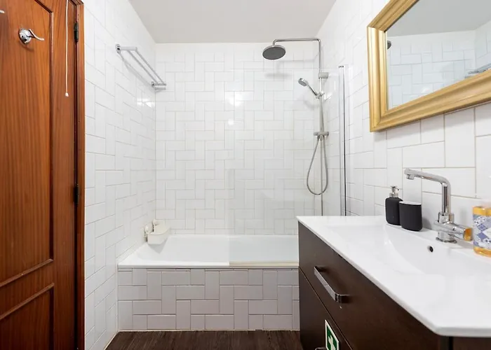 New! The Porto Wine Cellars Penthouse Apartment Vila Nova de Gaia