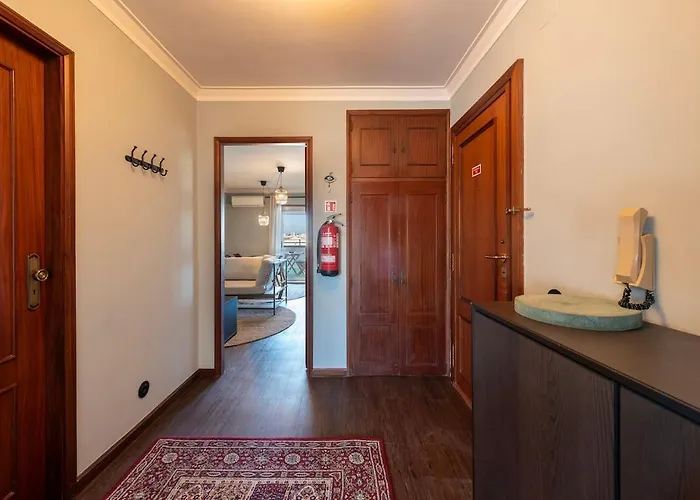 New! The Porto Wine Cellars Penthouse Vila Nova de Gaia