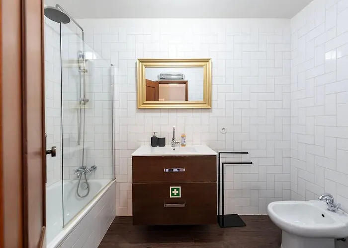 New! The Porto Wine Cellars Penthouse Apartment *