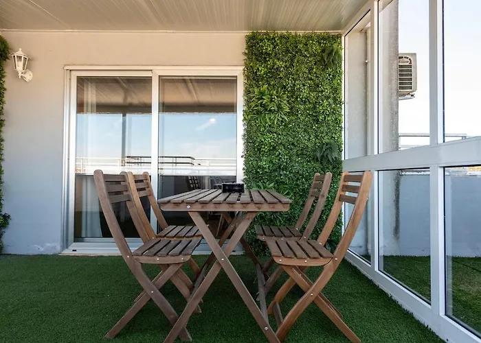 New! The Porto Wine Cellars Penthouse Apartment *